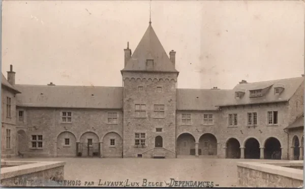 Chateau d'Assenois par Lavaux