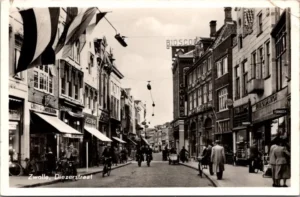 Zwolle, Diezerstraat, Bioscoop 1956 (OV)