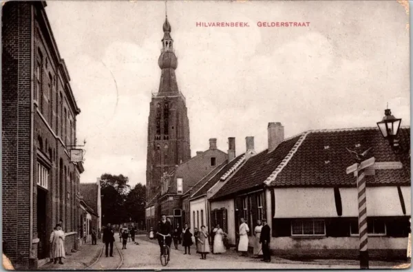 Hilvarenbeek, Gelderstraat, Tramrails, Wegwijzer 1911 (NB)