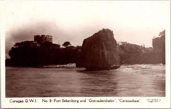 Fort Bekenburg, Grenadiershelm, Caracasbaai, Curaçao 1926