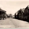 Woudrichem, Hoogstraat met stadhuis 1946 (NB)