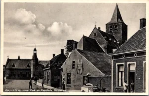 Gbrabant11-2-26_025 Halsteren, Dorpzicht op oude kerk en raadhuis (NB)